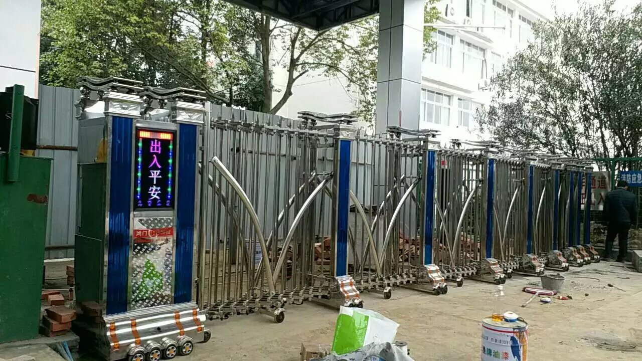 佳木斯郊区佳木斯郊区四川绵阳市飞机场伸缩门